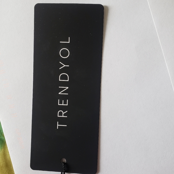 ASOS Trendyol one shoulder mini dress in red - Picture 7 of 7